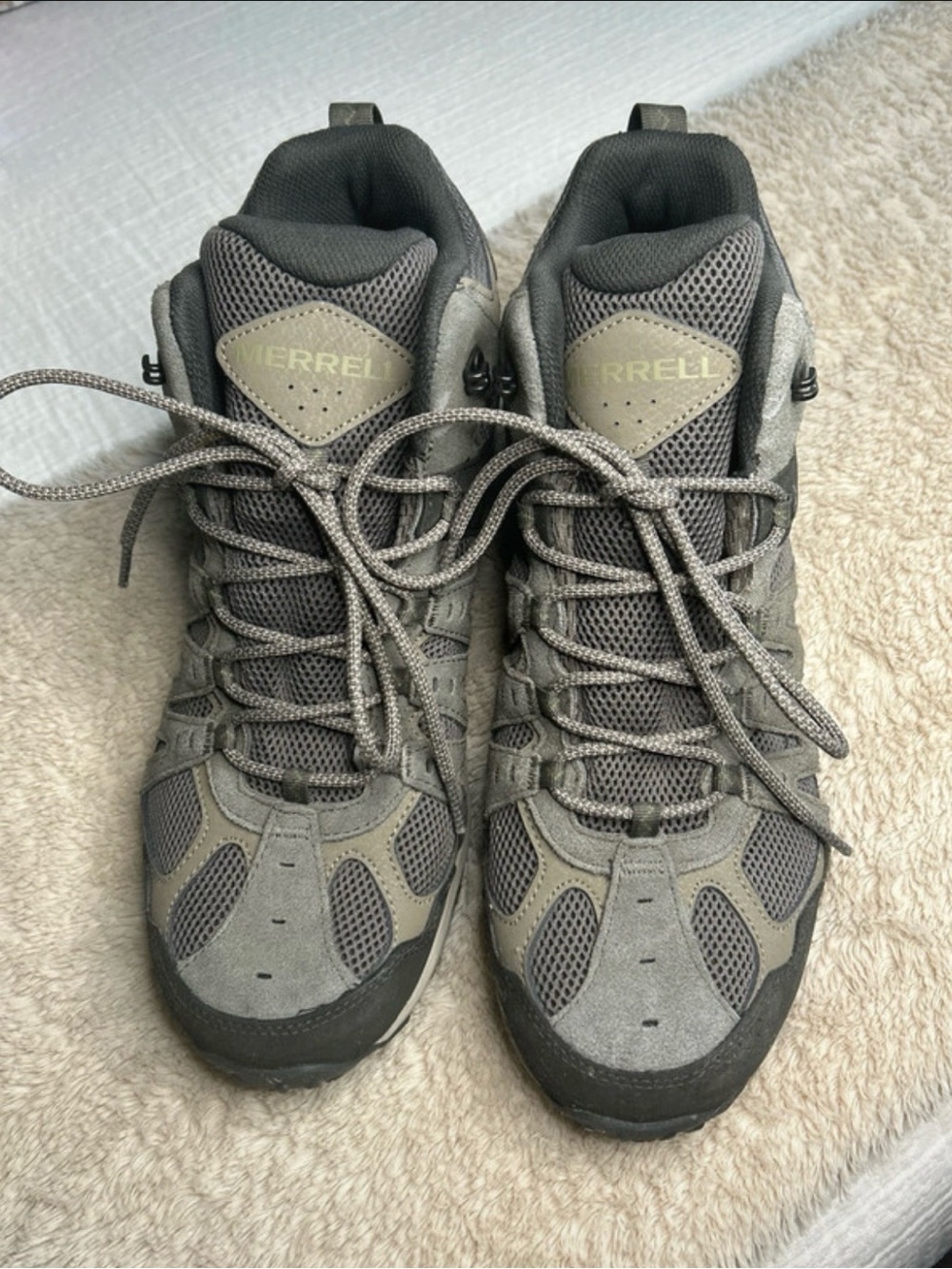 Men's hiking-style shoes